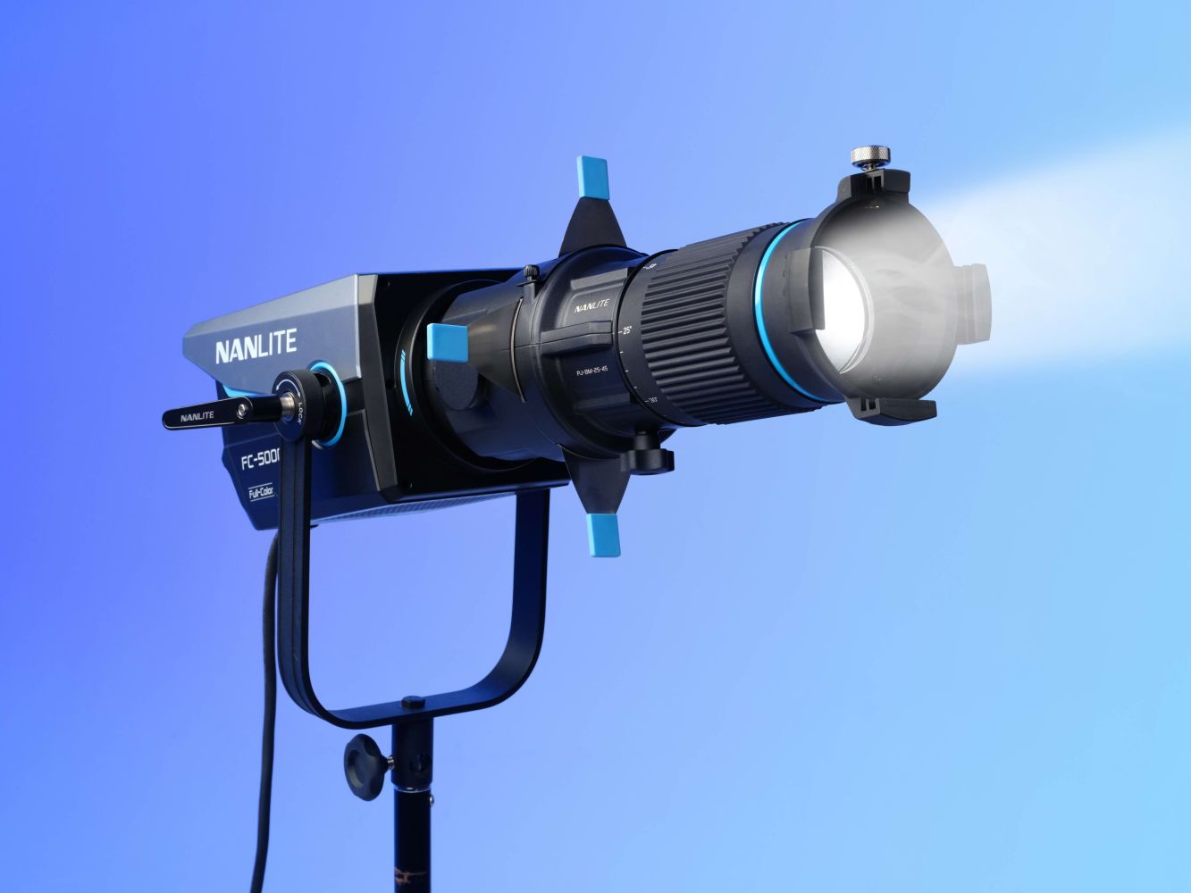 Neuer Nanlite Bowens Mount Projektionsaufsatz 25-45 fr flexibles Licht-Shaping