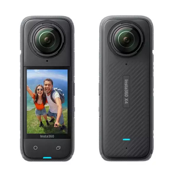 Insta-360-X4