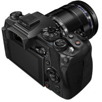olympus_OMD_EM1II_back