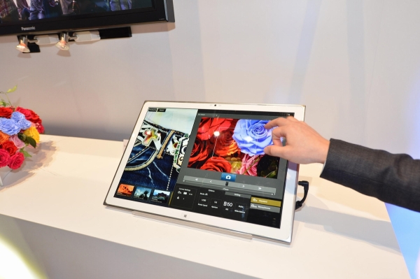 01_CES2013_4Ktablet