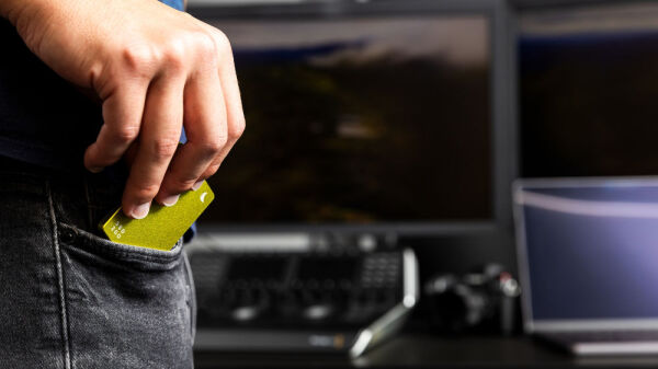 Angelbird-SSD2GO-PKT-pocket