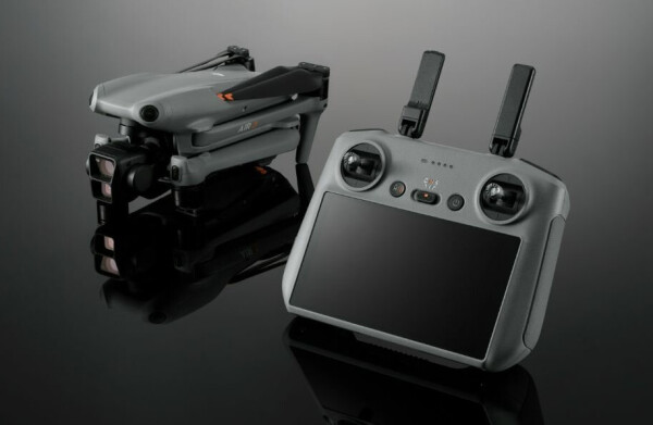 DJI-Air3-mit-RC2