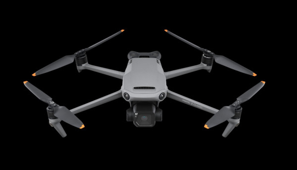 DJI-Mavic-3-Classic-frontal