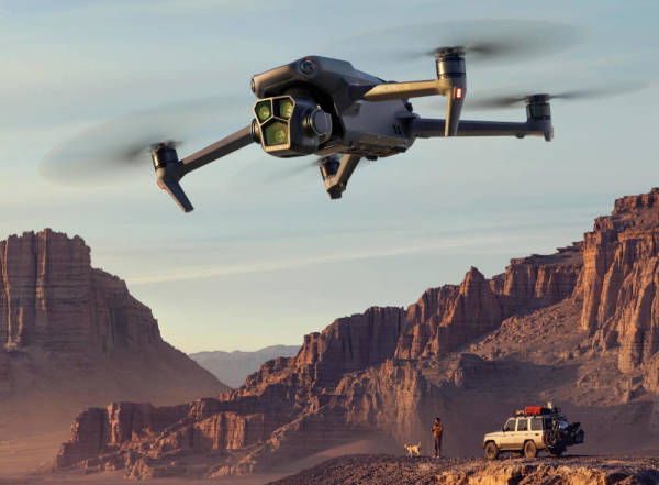 DJI-Mavic-3-Pro-fly