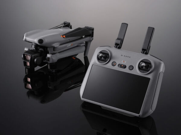 DJI_mavic_air_3_mit_RC-N2