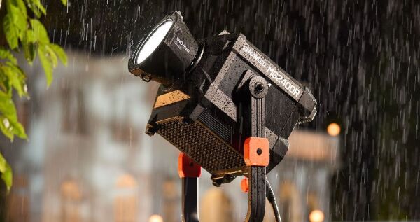 Godox-KNOWLED-MG2400R-02