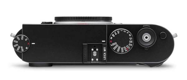 Leica-M11_black_top_RGB