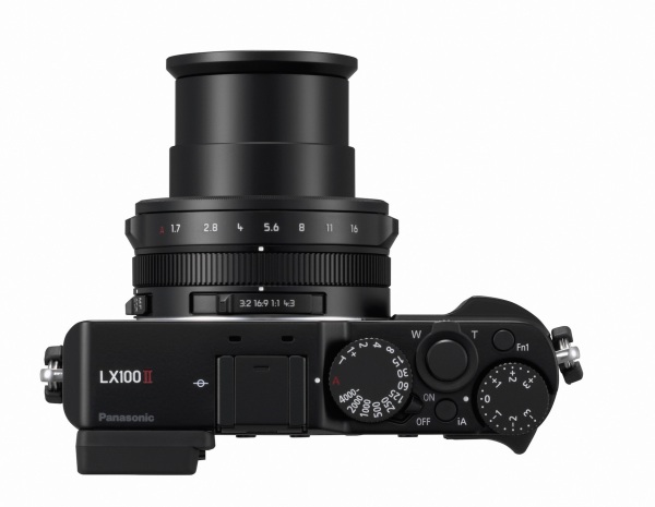 Lumix_LX100_II_3