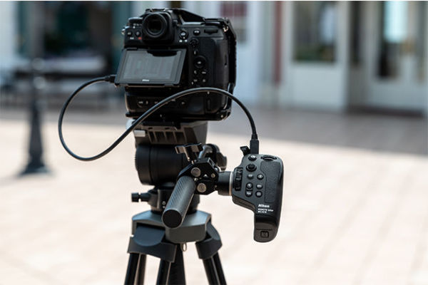 Nikon_Z9_MC-N10