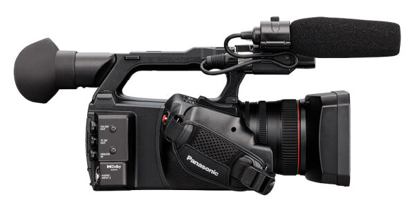 Panasonic_AG-CX370_seite