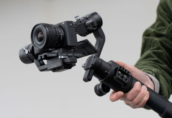 Sony_E_objektive_APS-C