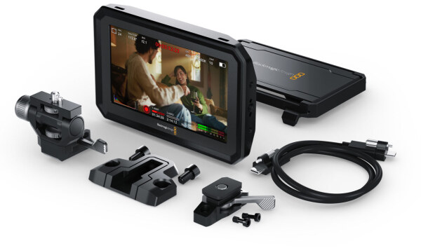 blackmagic-pyxis-monitor-Kit