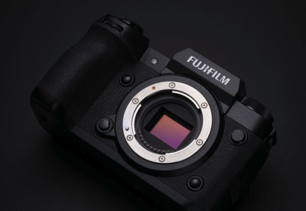 fujifilm_X-H2_sensor