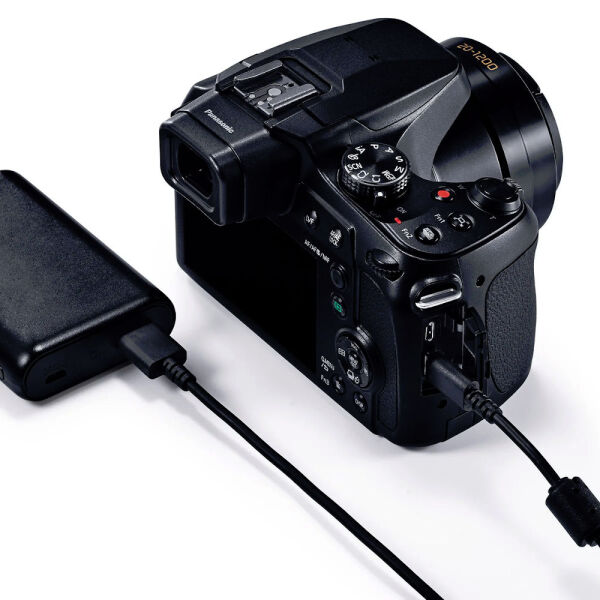 lumix_FZ82D_back