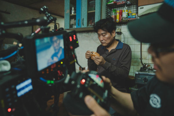 parasite_BTS