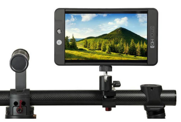 smallHD702B