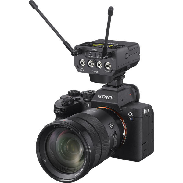 sony_urxp41d-OnCamera2