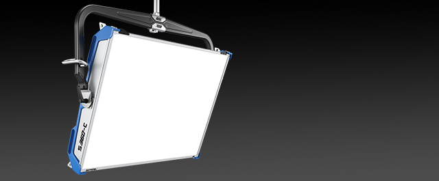 Video tutorial: ARRI Skypanel 360 - large light area for best wrap