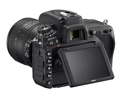 Nikon D750 mit Klappdisplay