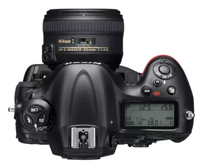 Nikon D4