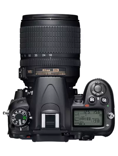 Nikon D7000 mit übersichtlichem Programmwahlrad