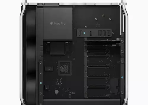 Mac Pro M2 Ultra mit sieben PCIe Slots