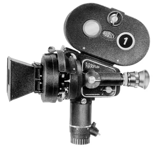 ARRIFLEX 35 II von 1946 mit optischem Sucher