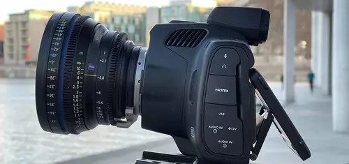 Blackmagic Pocket Cinema Camera 6K mit Klapp-Display