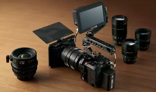Eine für Alle(s)? - Panasonic stellt DC-BGH1 Cine-/ Streaming-/ Broadcast-/ Studio MFT-Boxkamera vor : cinema rig
