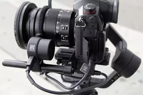  Was macht eine gute Gimbal-Kamera aus? Hier unsere Top-7-Tipps : FollowFocusGimbal