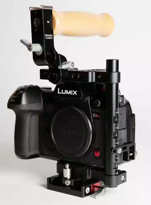 Kamera-Cage Vergleich: Zacuto, Manfrotto, SmallRig, Shape, 8Sinn ... Wer baut den besten Cage für DSLM/DSLRs? : Manfrotto-Cage 2