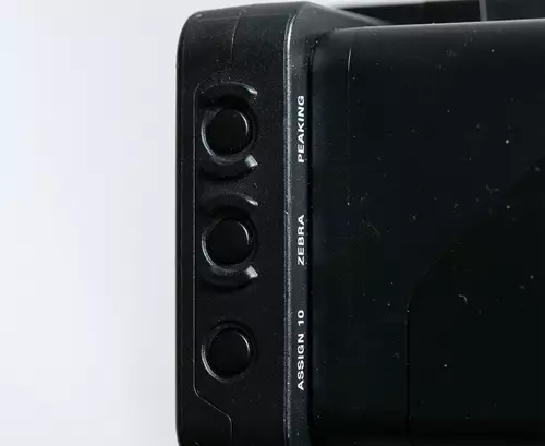 Neue Zebra, Peaking und Assign Buttons am Sucher-Monitor der Sony FX9
