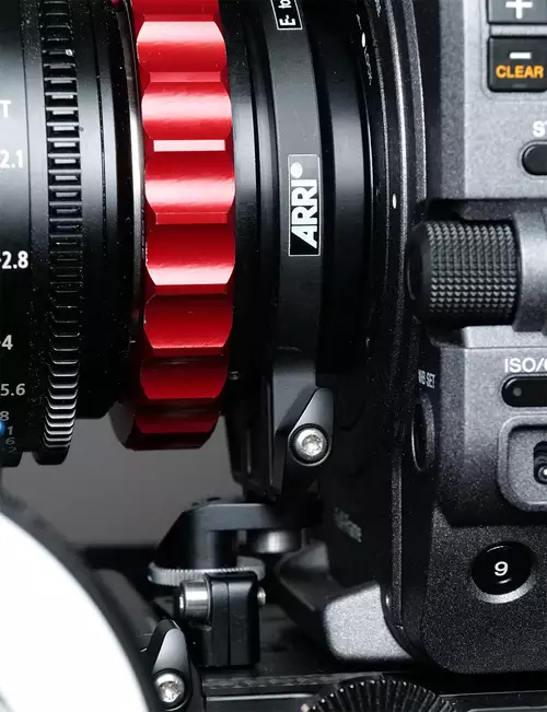 ARRI Lens Adapter Support LAS-1 inkl. Abstützung auf der ARRI FX9 Plate