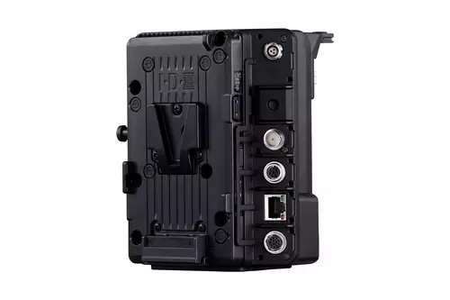 Canon EOS C500 Mark II - die beste Doku-Kamera? Ergonomie, Stabilisierung, Sensorreadouts und Fazit - Teil 2 : EOS-C500-Mark-II-EXTENSION-UNIT-EU-V2-CAP-OPEN