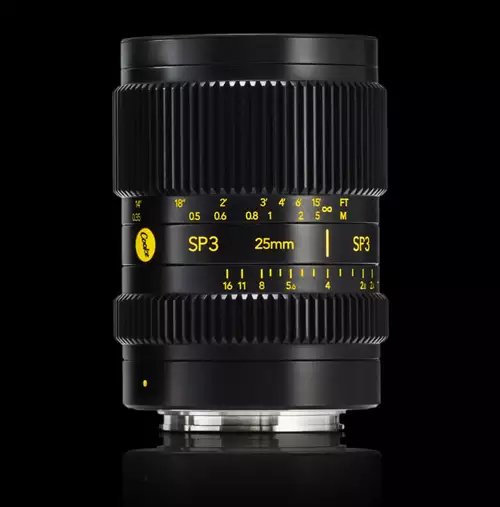 SP3 full-frame cineprimes from Cooke