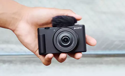 Kompakte Sony ZV-F1 Vlogger-Kamera mit 1" Sensor und digitalem Bokeh vorgestellt