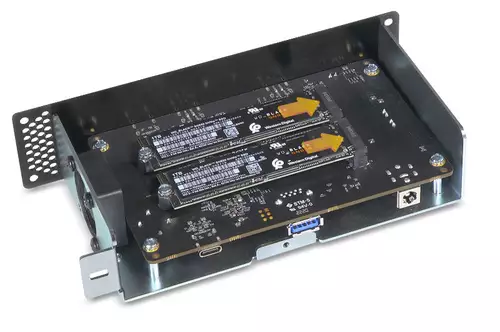 Sonnet Echo Dual NVMe Thunderbolt Dock mit zwei NVMe-SSDs 