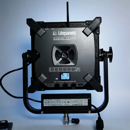 Litepanels Gemini 1x1 Soft - Rückseite mit Lüfter
