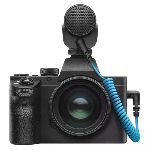 Sennheiser MKE 200 on camera