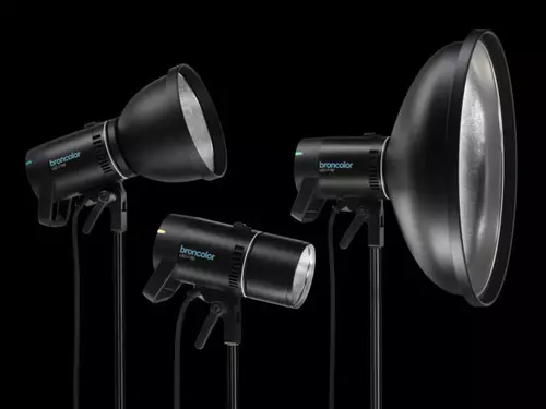 broncolor F160 LED with various light shapers