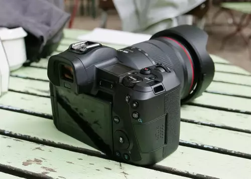 Die Canon EOS R für Filmer - Erste Eindrücke // Photokina 2018 : EOS R hinten
