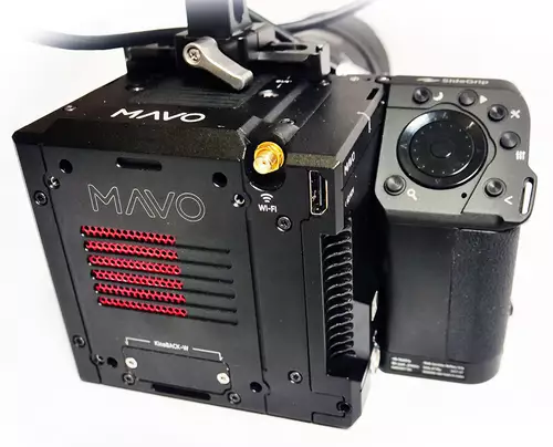 Die Kinefinity MAVO mit Akku-Griff