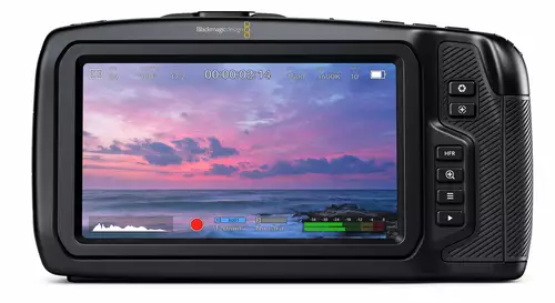 Blackmagic Pocket Cinema Camera 4K: Die neuen Features, und welches Zubehör für welchen Dreh? : 4KPocketMonitor back