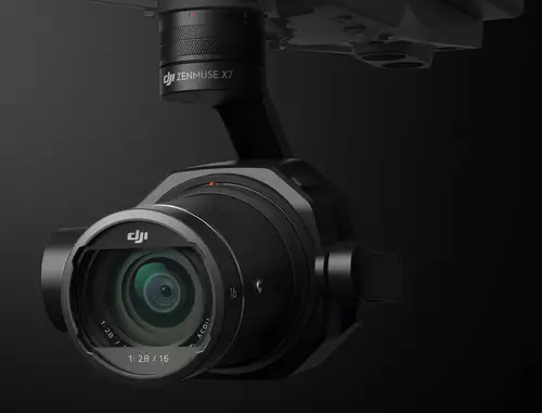 Die DJI Zenmuse X7 kann bis zu 6K RAW aufzeichnen.  