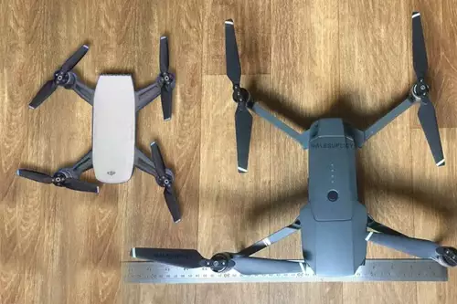 DJI Spark neben DJI Mavic Pro