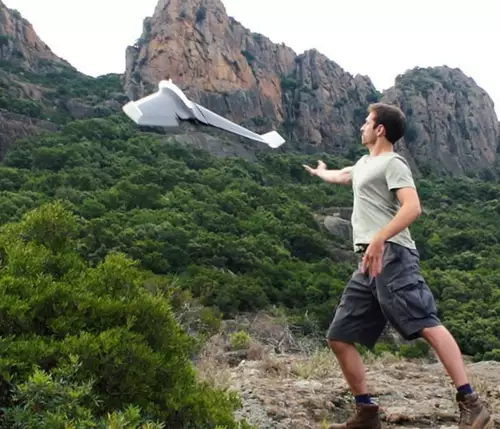 Parrot Disco beim Frisbee-Start  