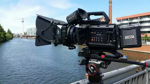 Der Manfrotto Nitrotech N8 mit der Ursa Mini