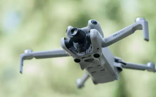 DJI Mini 4 Pro vorgestellt mit 4K 10bit, 100fps, OcuSync 4.0 und mehr