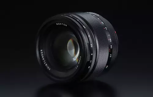 Voigtländer Nokton RF 50mm f/1 - Festbrennweite für Canon RF-Mount kommt im Oktober