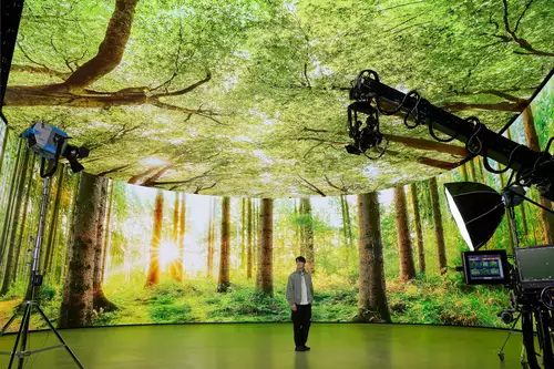 Virtuelles Filmset mithilfe von Samsungs Micro-LED Wand 